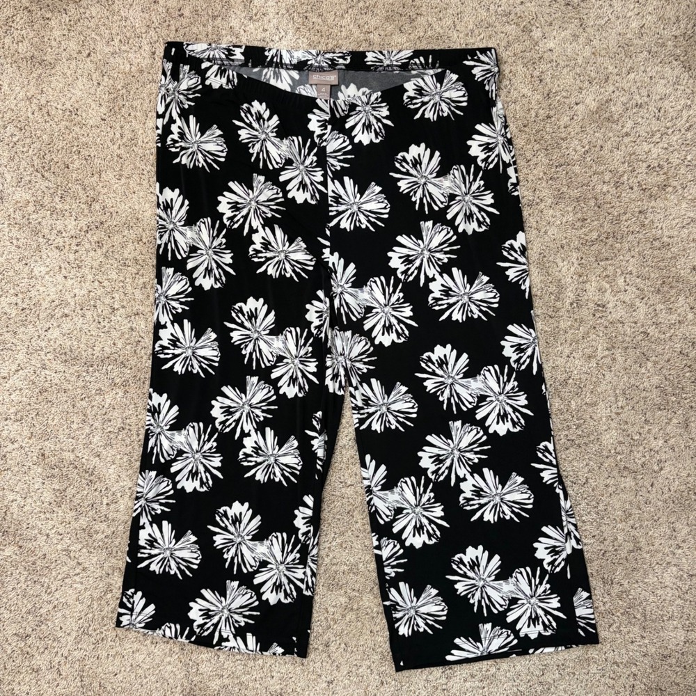 Chico's Travelers Floral Crop Pants‎ Black White Daisy Wide Leg Size 4 XXL